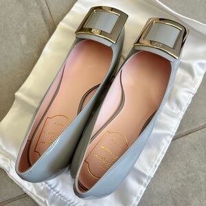 Roger vivier pumps